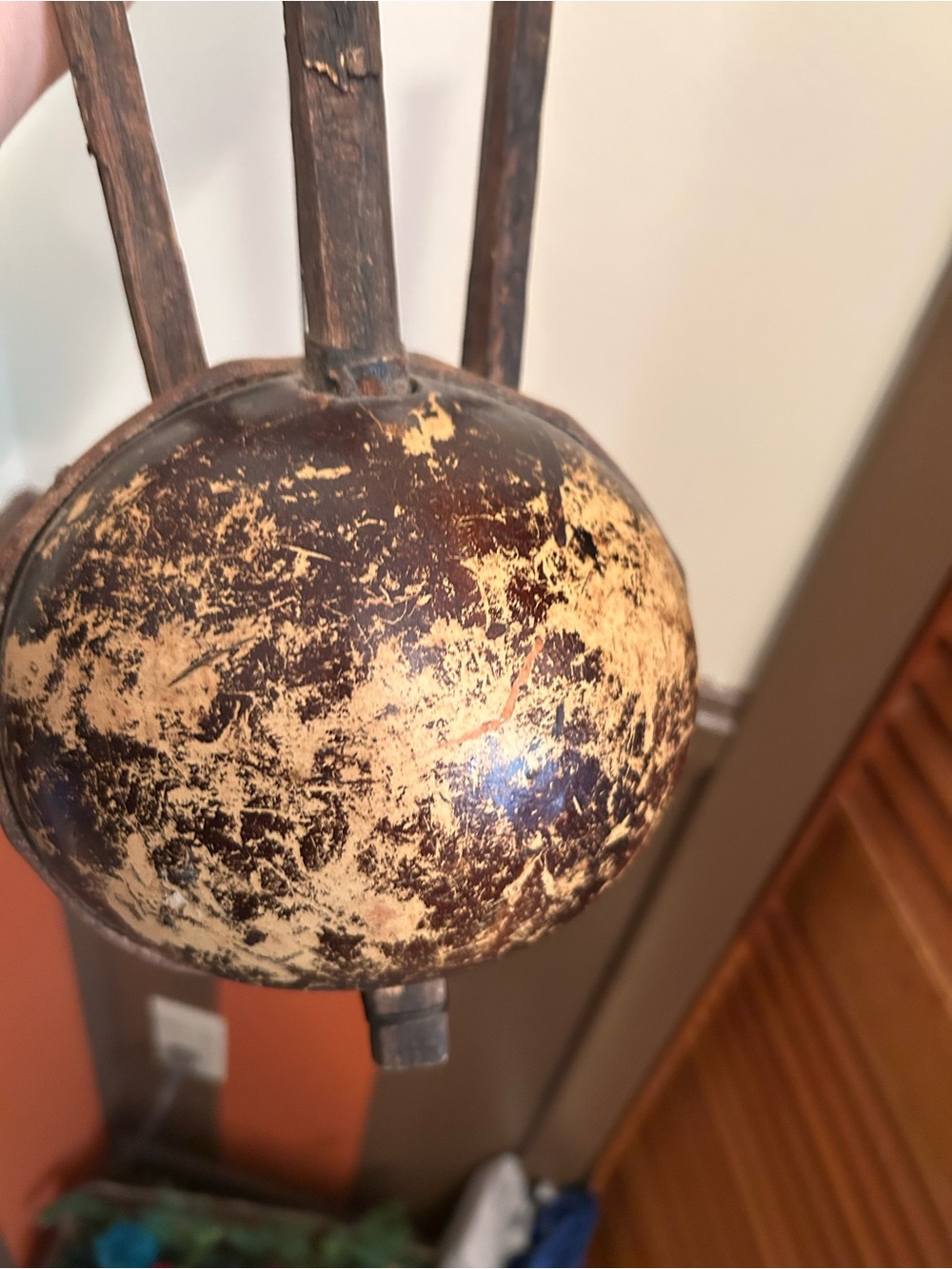 Handmade Rustic African-Style String Instrument with Cowrie Shells - Picture 5 of 6